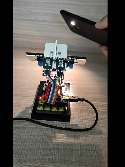 Solar Tracker DIY Kit - Lichtz - Renewable Energy Is recensie en prijs